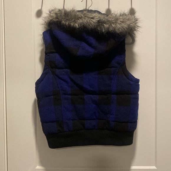 Warm vest - Picture 2 of 3